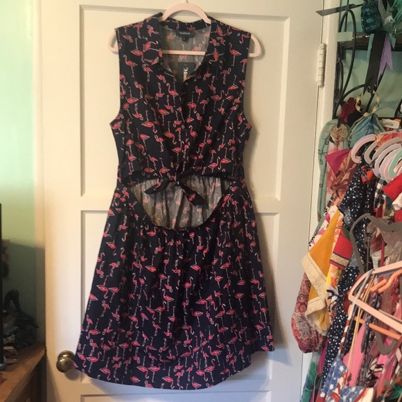 Modcloth Dresses & Skirts - ModCloth flamingo 🦩 open front dress